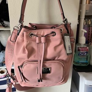 NWT guess bucket bag